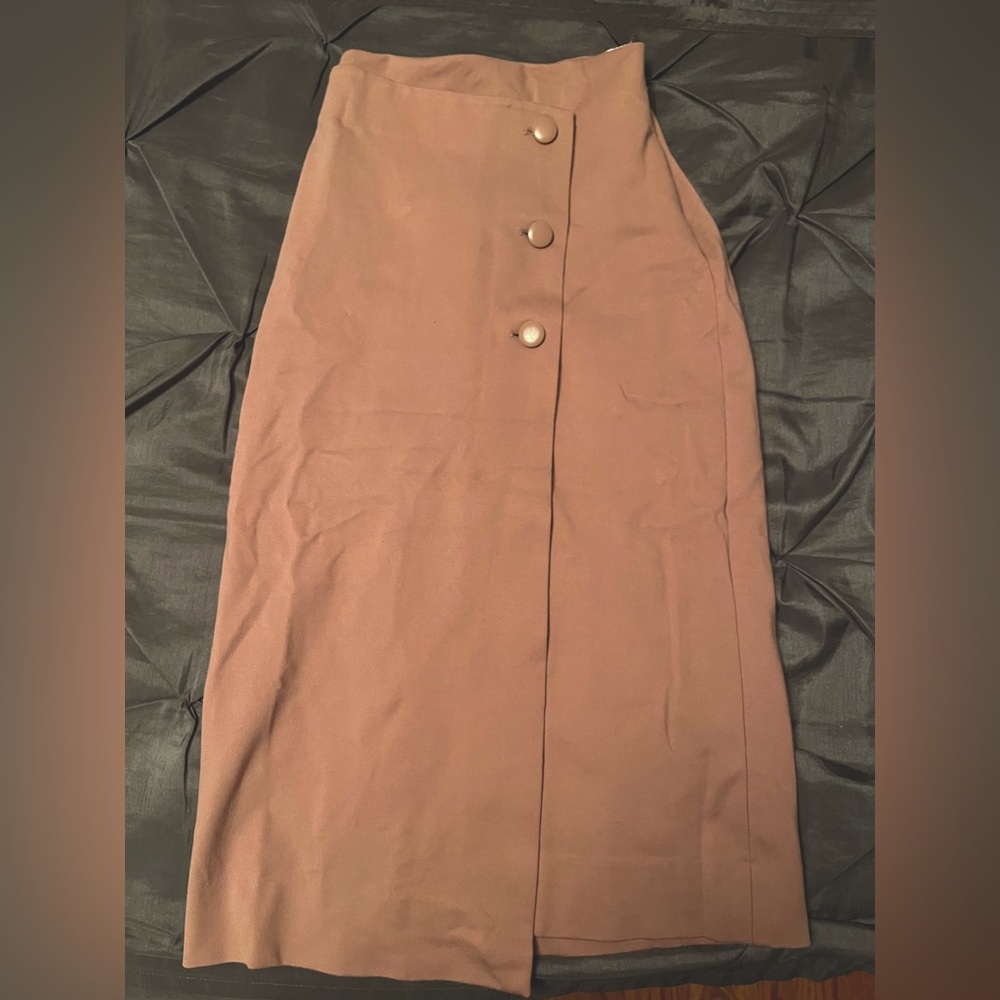 Babaton Skirt